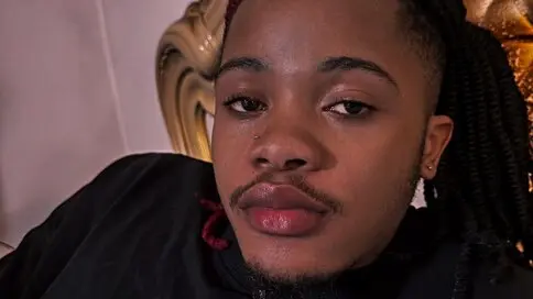 BrettAileen's live cam