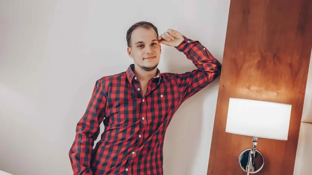 ChrisMontgomery's live cam