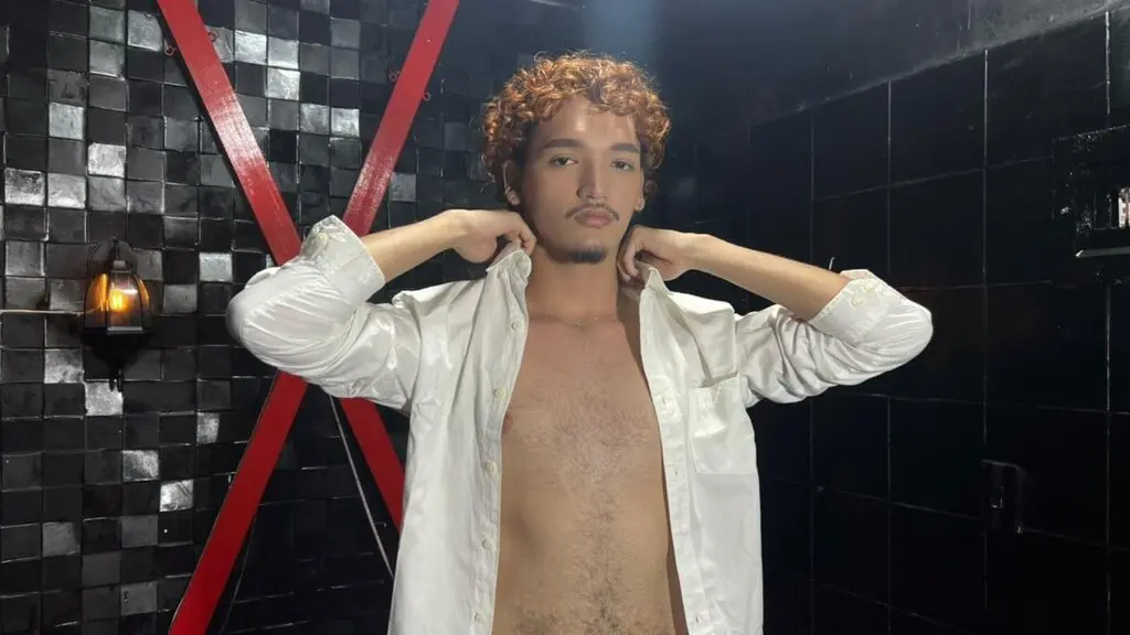 JeanTompson's live cam