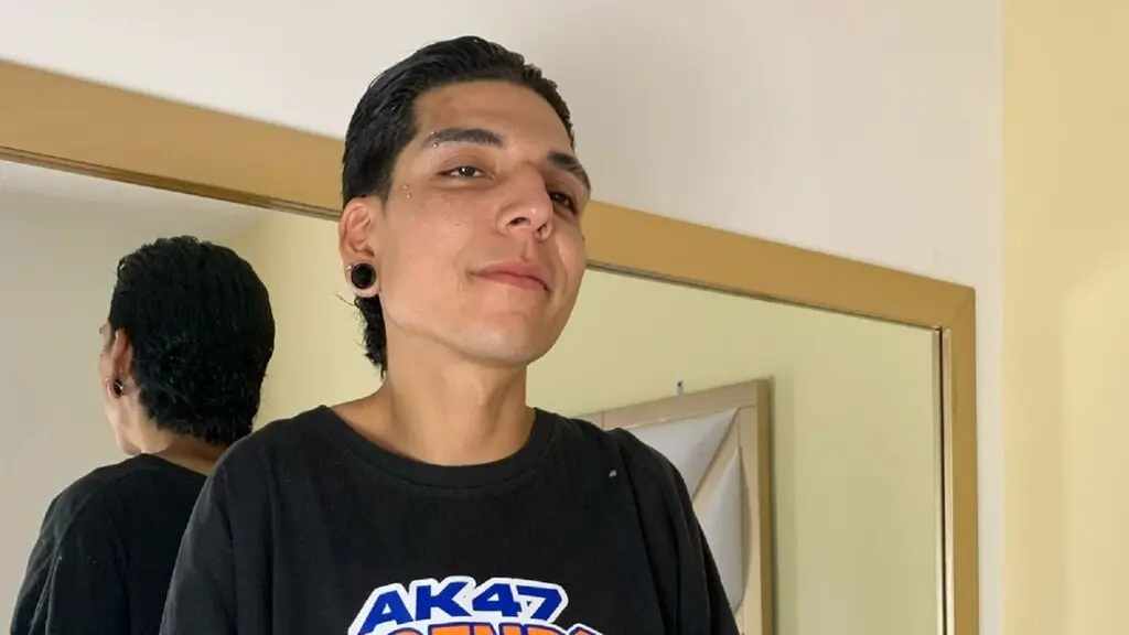 JostinJones's live cam