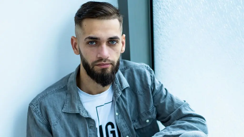 LukeDonovan's live cam