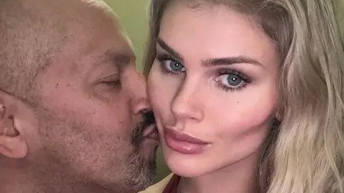 DualityDuo's live cam