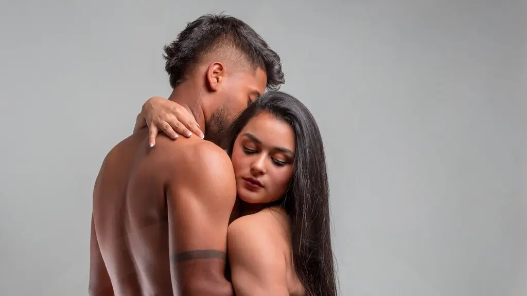 SarahandRoman's live cam