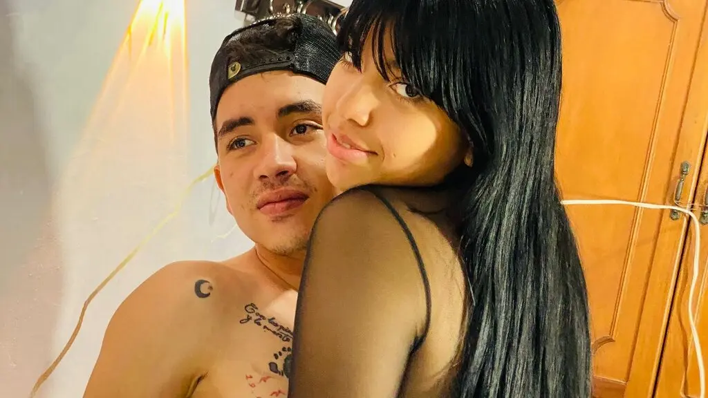 SheilaAndBairon's live cam