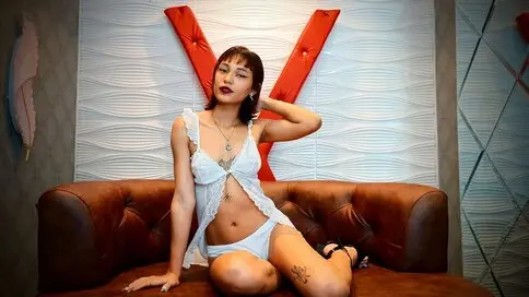 MiaGiornado's live cam