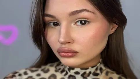 AngelinaRoo's live cam