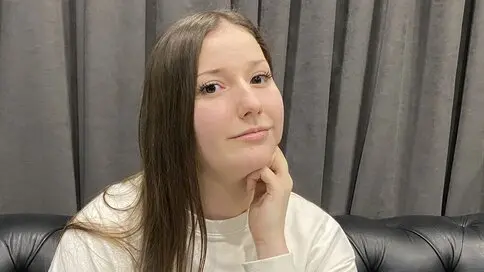 AnoraMills's live cam