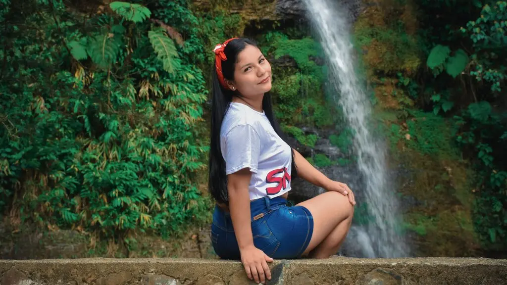 ArianaLiz's live cam