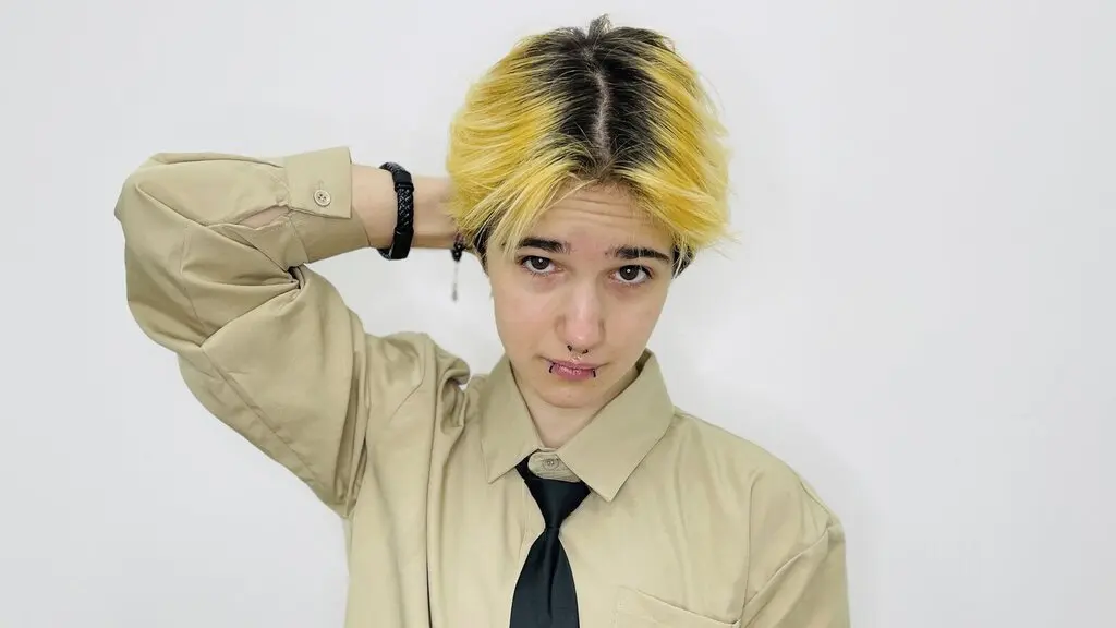 CatherineElwell's live cam