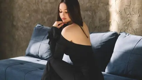 ChristinaCox's live cam