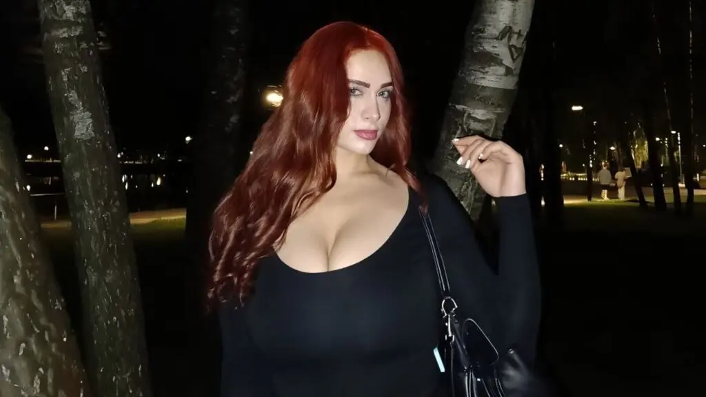 ElidaNiebyl's live cam