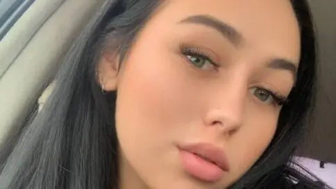 EvaaMartin's live cam