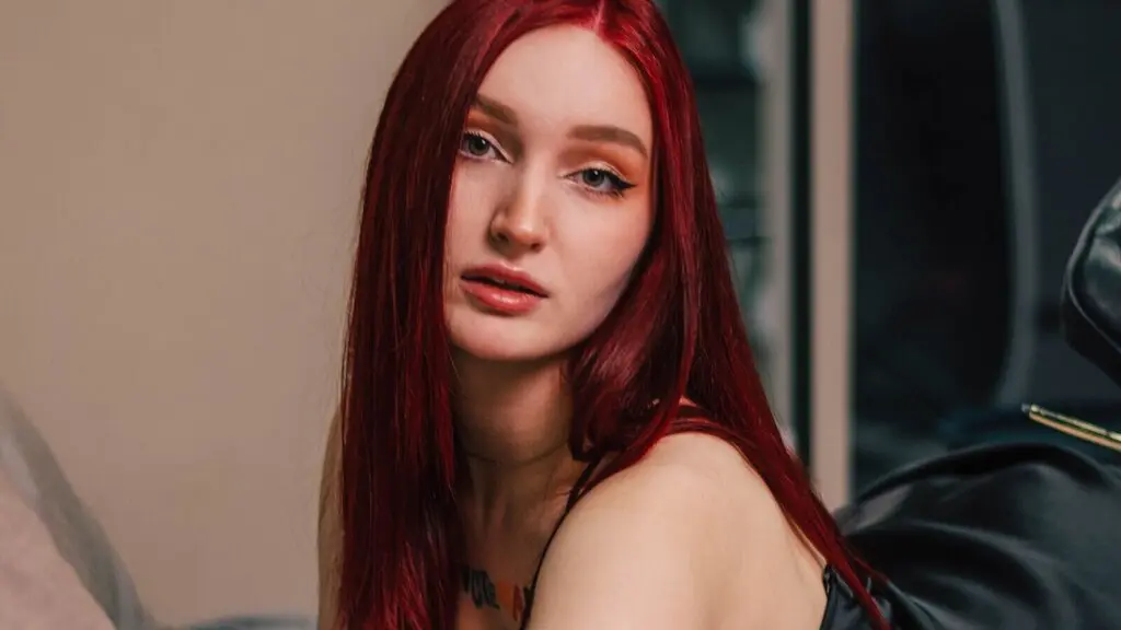 EvelynnHolt's live cam