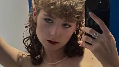 JeanetteFluegge's live cam