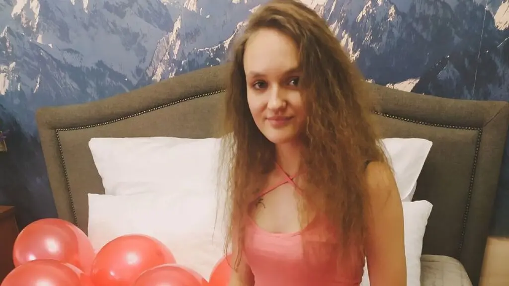 LoisAudley's live cam