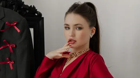 LollyRais's live cam