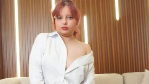 MartinaBellmont's live cam