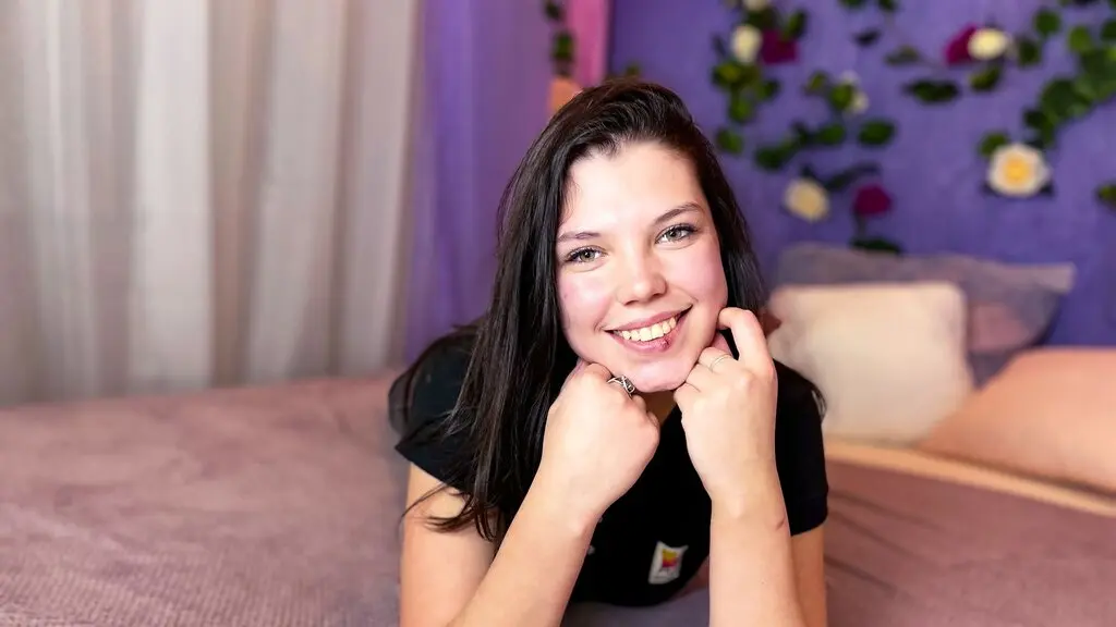 MillaStraw's live cam