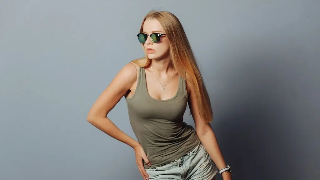 NancyClark's live cam