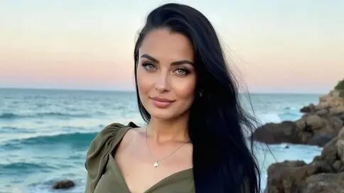 NicoleWillison's live cam