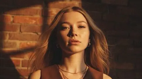 RamonitaFagala's live cam