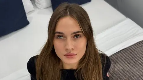 SirenNova's live cam