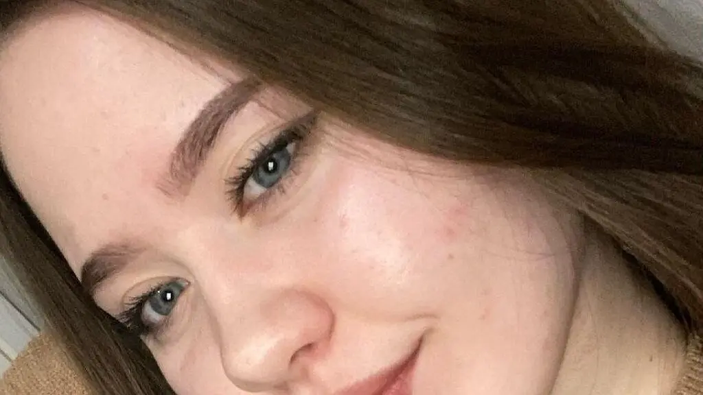 StellaAmur's live cam