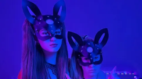 MikazMoli's live cam